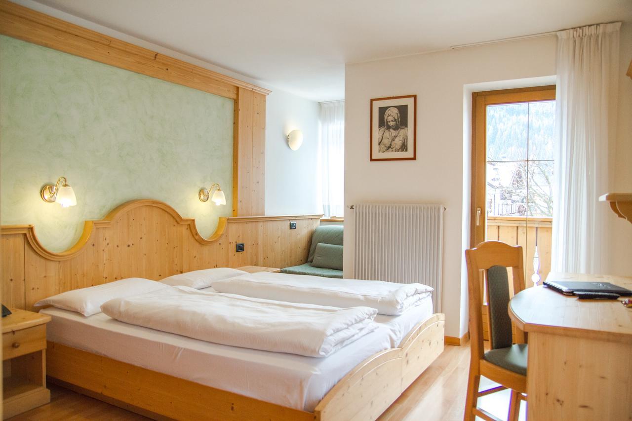 Hotel Genzianella Ziano di Fiemme Zewnętrze zdjęcie