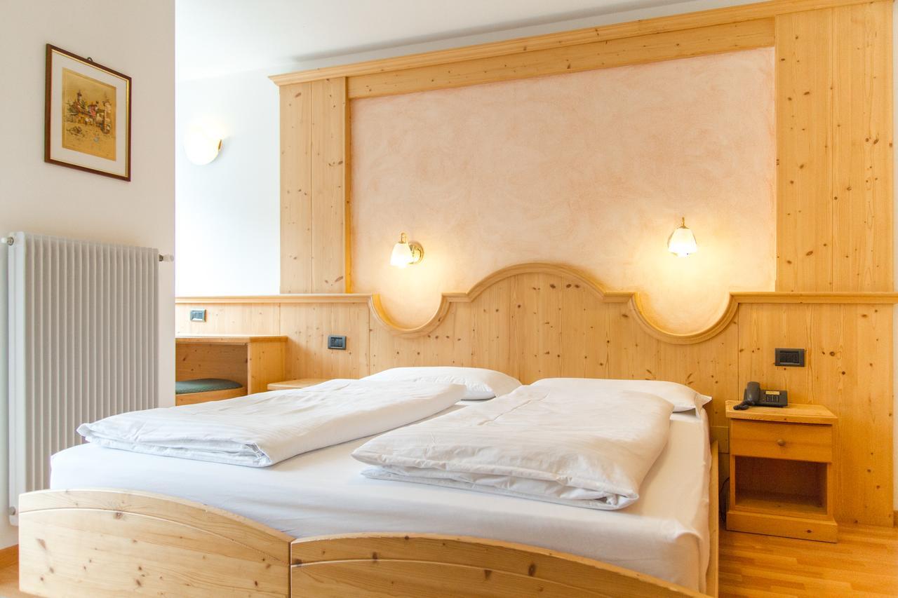 Hotel Genzianella Ziano di Fiemme Zewnętrze zdjęcie
